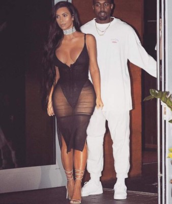 FOTOS: Los 10 vestidos más polémicos de Kim Kardashian