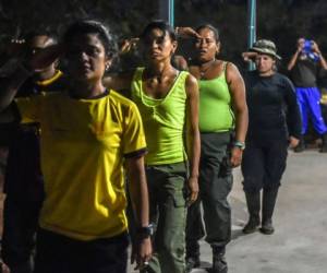 Las mujeres de las FARC han sido entrenadas a lo largo de la existencia de este grupo guerrillero (Foto: Agencias/AFP / Noticias del Mundo EL HERALDO Honduras)