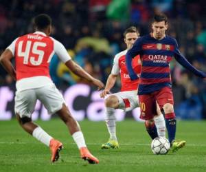 3-1 es el marcador global del partido entre el Barcelona y Arsenal, fotos: AP.