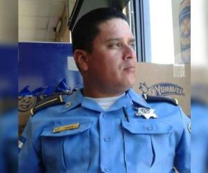 El miembro de la Policía Nacional se robó los aplausos de varios seguidores por su penetrante mensaje.