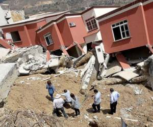 El miércoles 24 de agosto se conocerá el fallo de este caso en el que varias familias tuvieron que desalojar sus casas del proyecto habitacional por inminente peligro de los deslizamientos, foto: Archivo/El Heraldo Honduras/Noticias de Honduras.