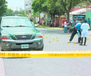 El empresario Sammy Abufele fue atacado cuando se conducía en su camioneta junto a su guardaespaldas y motorista.