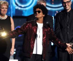 Bruno Mars triunfó en los Grammy 2018. Foto AP