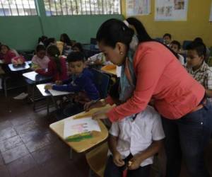 Hasta el momento las clases continúan desarrollándose con normalidad, y no se ha hecho una convocatoria a paro, pero si nos les resuel antes del 1 de septiembre tomarán esa determinación.