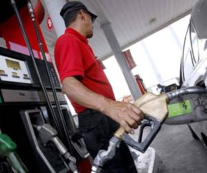 El precio vigente de la gasolina superior es de 72.29 y la regular de 66.23 lempiras por galón en la capital de la República.