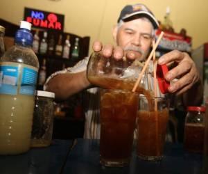 La bebida 'calambre' es exclusiva de este bar en el centro de la capital hondureña.