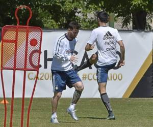 Si Messi vuelve al equipo el viernes en el estadio Soldier Field, saldría del once el volante Nicolás Gaitán.