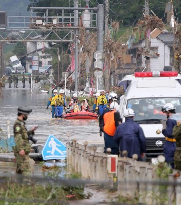 En imágenes: Decenas de muertos y desaparecidos en Japón por las lluvias torrenciales   