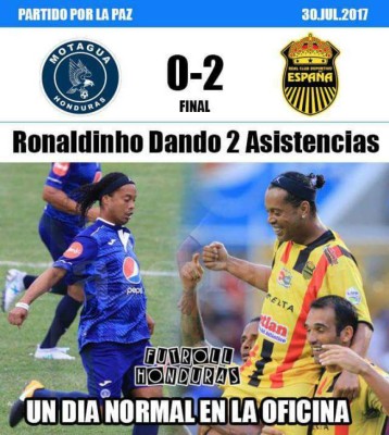 ¡Imperdibles! Redes sociales ríen con los memes sobre Ronaldinho en Honduras