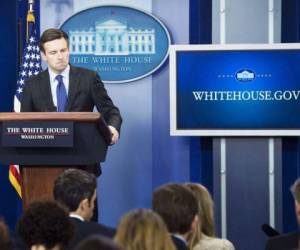 Josh Earnest, portavoz del presidente Barak Obama, hizo el anuncio.