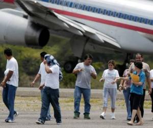 El hondureño para evitar ser detectado, viajó a Guatemala y cruzó la frontera hacia el país por tierra