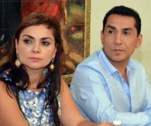 María de los Ángeles Pineda, y su esposo, José Luis Abarca, alcalde con licencia de Iguala y actualmente prófugo.