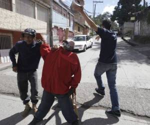 La medida de decomisar monigotes está en análisis en el Juzgado de Policía Municipal.