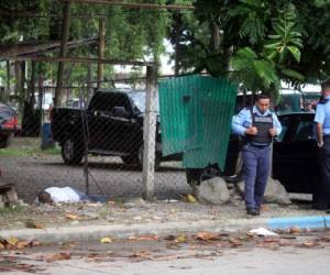 La masacre que cobró la vida de cuatro personas se produjo dentro de un autolote en San Pedro Sula, norte de Honduras.