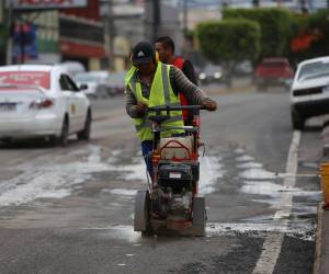 El arreglo de calles se hace una cuadra abajo de la Iglesia La Guadalupe.