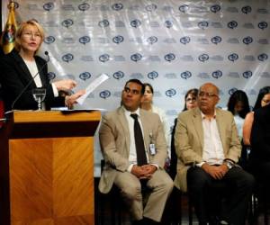 La fiscal general de Venezuela, Luisa Ortega Díaz, habla durante una conferencia de prensa en Caracas, Venezuela.