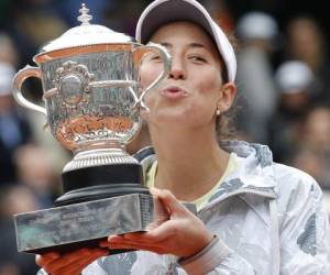 La hispano-venezolana conquistó su primera corona de un Grand Slam, y frustró el intento de Williams de empatar el récord de Steffi Graf de 22 trofeos de majors en la era de los Abiertos.