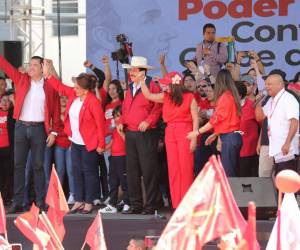 Manifestación de Libre un día antes de las fiestas patrias del 15 de septiembre de 2024.