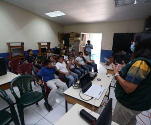 Comenzó la quinta semana del proyecto Escuelas Amigables con el Ambiente y los pequeños escucharon muy atentos las charlas.