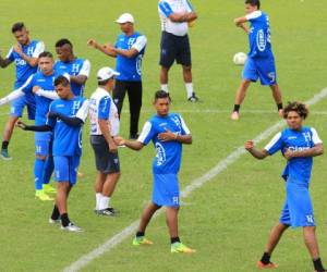 Honduras concentra hoy en SPS y el viernes viaja a Estados Unidos para enfrentarse a los del Tío Sam el 24 de marzo (Foto: EL HERALDO)