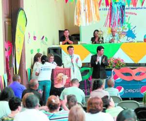 Todos los presentes disfrutaron de la música y de las actividades que se realizaron en el Hospital por la celebración de su 133 aniversario.