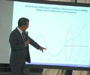 El secretario de Finanzas expuso los resultados de la evaluación de Standard and Poor’s.