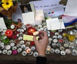 Altar en memoria a las víctimas de atentados terroristas, en Toulouse, Francia. (Foto: AFP)