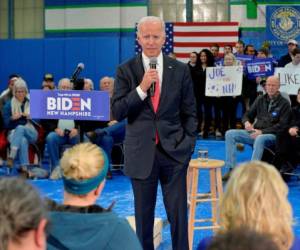 Franklin, Estados Unidos: (ARCHIVOS) En esta foto de archivo tomada el 8 de noviembre de 2019, el aspirante presidencial demócrata ex vicepresidente de EE. UU. Joe Biden habla durante un ayuntamiento en el Centro Comunitario Proulx en Franklin, Nueva Hampshire. El candidato presidencial demócrata Joe Biden respondió a un interrogador durante un evento de campaña en Iowa el jueves después de que el hombre le preguntó sobre los negocios de su hijo en Ucrania. 'Eres un maldito mentiroso, hombre', dijo el ex vicepresidente en un destello de ira en el ayuntamiento de New Hampton, Iowa. / AFP / Joseph Prezioso