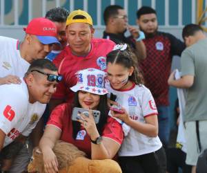 Más de 20 mil aficionados de Olimpia garantizarán un gran espectáculo a partir de las 7:00 de la noche en el primer juego de la gran final del torneo centroamericano