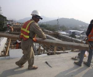 El anteproyecto de ley también detalla las multas para cuando el daño contra el empleado sea económico, esto se refiere a falta o retraso de pago de sueldos o salarios, incumplimiento del aumento al salario mínimo, entre otros atropellos a trabajadores.