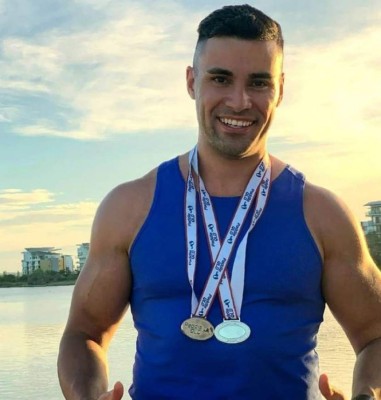 Pita Taufatofua, atleta con el torso más famoso de los Juegos Olímpicos (FOTOS)