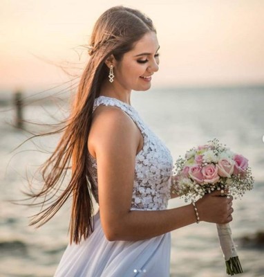 Ileana Bográn comparte románticas fotos de su boda en Roatán