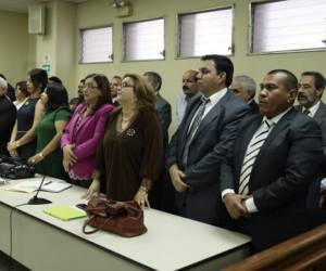 Exdirectivos del IHSS durante la audiencia realizada este miércoles. (Foto: Emilio Flores)