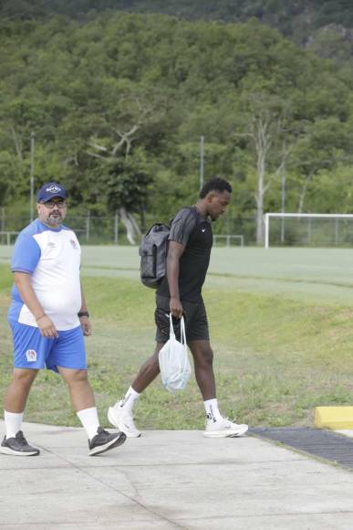 Así fue el regreso de Alberth Elis a entrenamientos del Olimpia