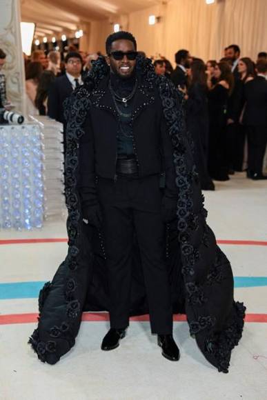 Los extravagantes looks de la Gala del MET en honor a Karl Lagerfeld