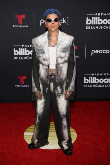 FOTOS: Los peor vestidos de los premios Latin Billboard 2022