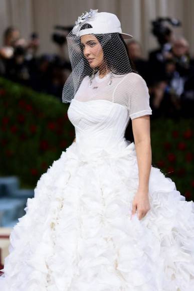 Met Gala: Los espectaculares looks que usaron las Kardashian