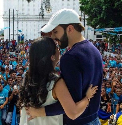 Entre el amor y la política: las tiernas fotos de Nayib Bukele y Gabriela Rodríguez