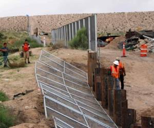 El nuevo muro de Trump será mucho más alto e inviolable que la actual valla que existe en la frontera (Foto: AFP/ El Heraldo Honduras/ Noticias de Honduras)