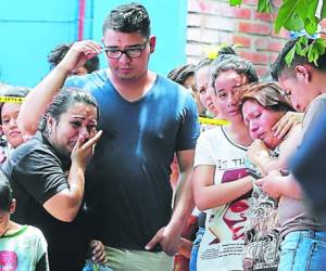 Los familiares lloraron desconsoladamente la muerte del menor.