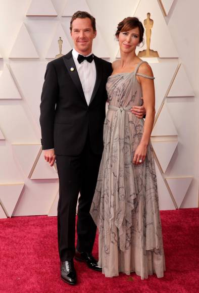 Deslumbrando con belleza y sencillez: los mejor vestidos de los Oscar 2022