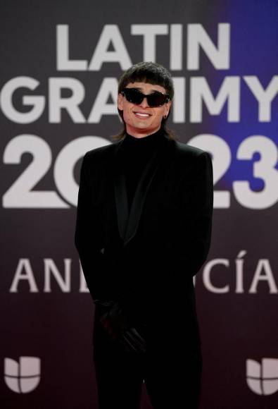 Latin Grammy: famosos recorren la alfombra roja en España