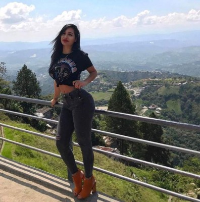 Así es Andrea Valdiri, la colombiana que bailó al ritmo de 'Dura' y encantó a Daddy Yankee