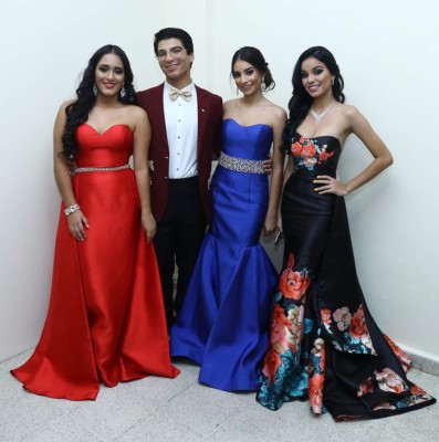 Ellos fueron los mejores vestidos en la Prom 2017 de la Elvel School