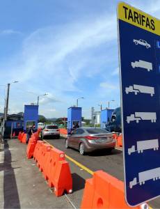 Una de las obras pendientes en la CA-5 Norte es terminar la caseta de peaje de Santa Cruz de Yojoa.