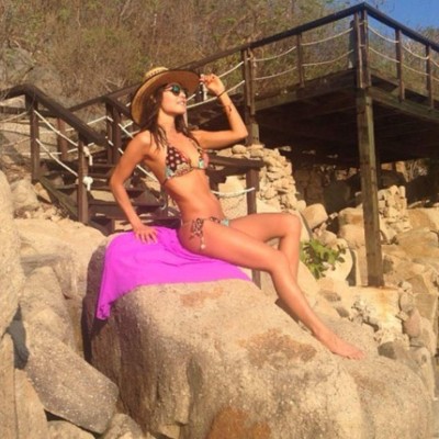 Las mejores fotos de Carmen Villalobos en bikini