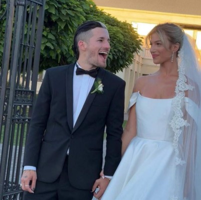 Dos ceremonias y una locación secreta: Así fue la boda de Stefi Roitman y Ricky Montaner (FOTOS)