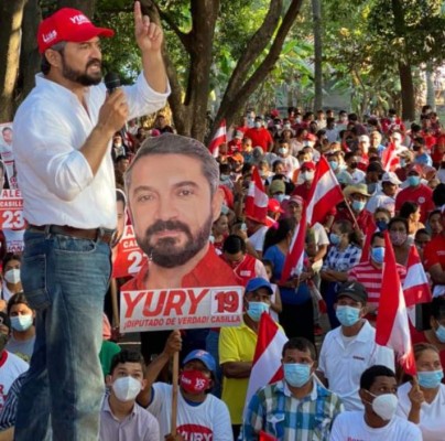 Sin distanciamiento, con caravanas y aglomeraciones, políticos se concentran sin temor al covid  