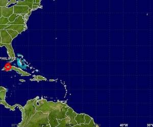 En las próximas horas el centro de Philippe se moverá fuera de la costa norte de Cuba y hacia el canal de Florida temprano esta noche.