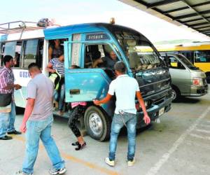 La flota de buses sigue en aumento, por lo que se requiere un ordenamiento en las terminales para que no afecten la movilidad urbana.